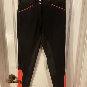 EUC Dover full seat size 26 black with salmon piping breeches